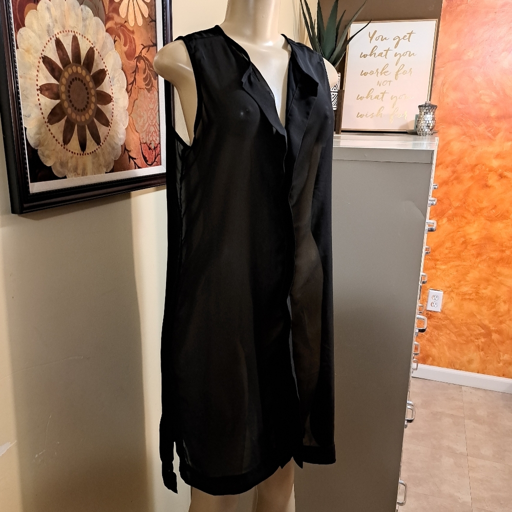 ✅️2 x $12 Metaphor swimwear coverup M
